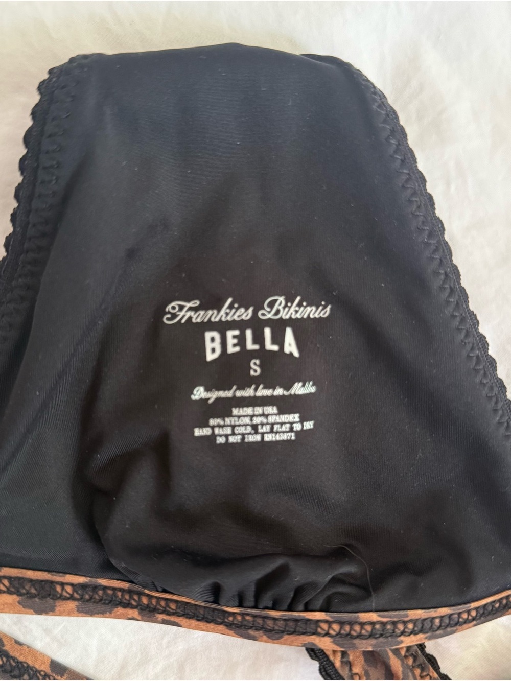 NWOT Frankies Bikinis x Bella Hadid Frank Bikini Top in Leopard Print - Picture 2 of 3